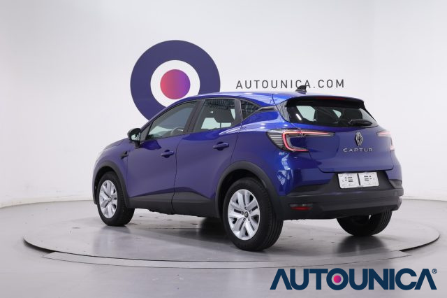 RENAULT Captur usata, con Volante in pelle