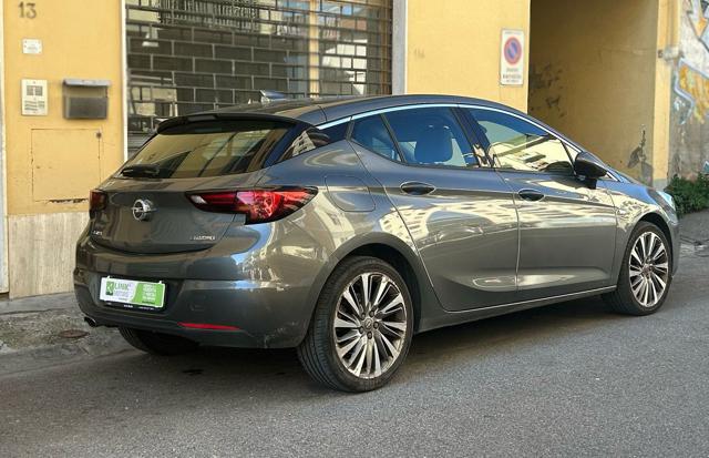 OPEL Astra usata, con Park Distance Control