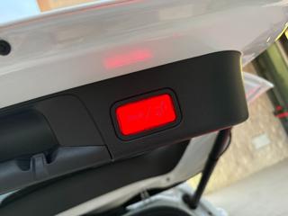 MERCEDES-BENZ GLB 200 usata, con Sistema di navigazione