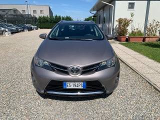 TOYOTA Auris Touring Sports usata, con Airbag