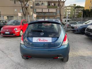 LANCIA Ypsilon usata, con ESP