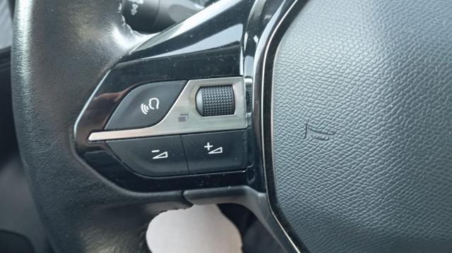 PEUGEOT 2008 usata, con Bluetooth