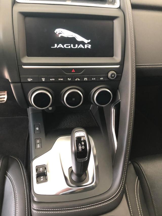 JAGUAR E-Pace usata, con Autoradio