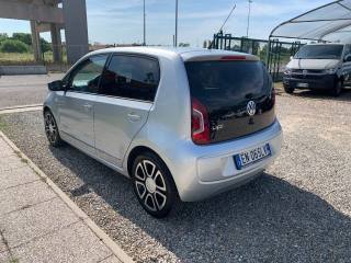 VOLKSWAGEN up! usata, con Boardcomputer