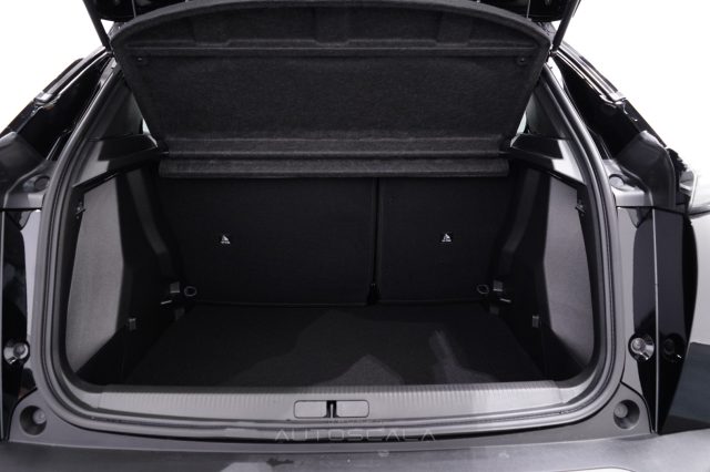 PEUGEOT 2008 usata, con Airbag testa