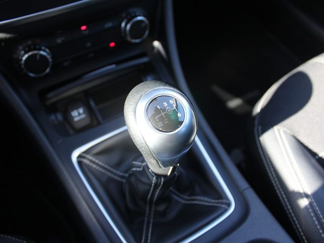 MERCEDES-BENZ GLA 180 usata, con Luce d