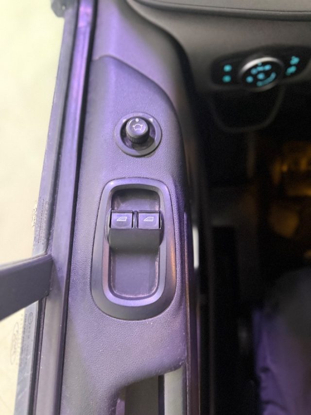 FORD Transit Custom usata 9