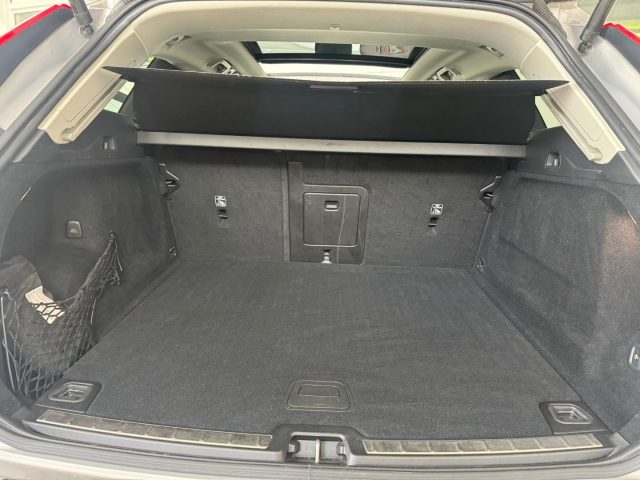 VOLVO XC60 usata, con Volante in pelle