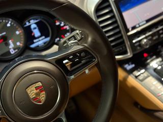 PORSCHE Cayenne usata, con Servosterzo