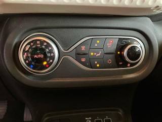 RENAULT Twingo usata 23