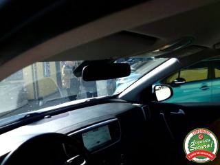 KIA Sportage usata, con Autoradio digitale