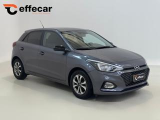 HYUNDAI i20 usata, con Airbag laterali