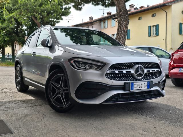 MERCEDES-BENZ GLA 200 usata 120