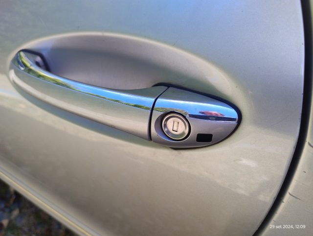 MERCEDES-BENZ CLK 270 usata, con Bracciolo