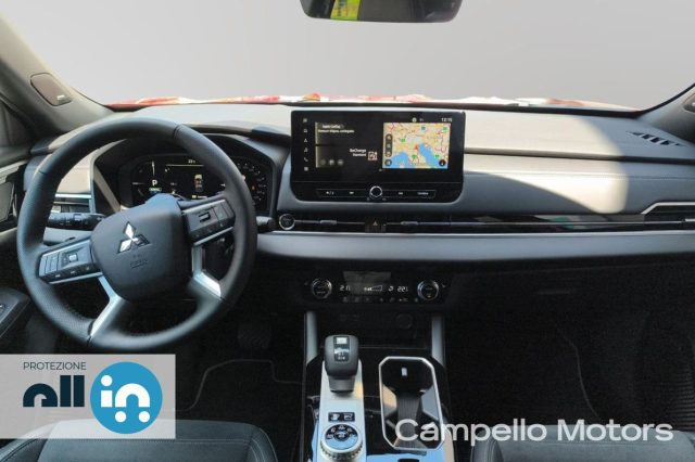 MITSUBISHI Outlander usata 8