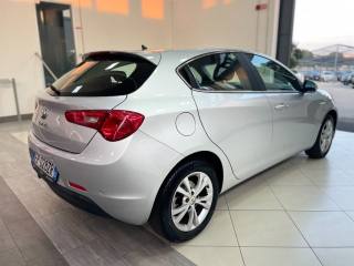 ALFA ROMEO Giulietta usata, con Autoradio