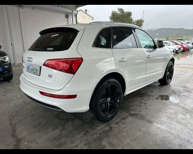 AUDI Q5 usata, con Autoradio