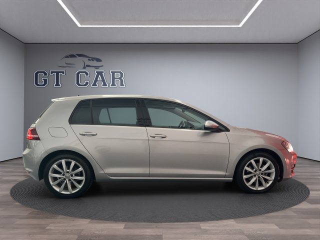 VOLKSWAGEN Golf usata, con Autoradio