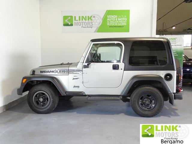JEEP Wrangler usata, con Autoradio