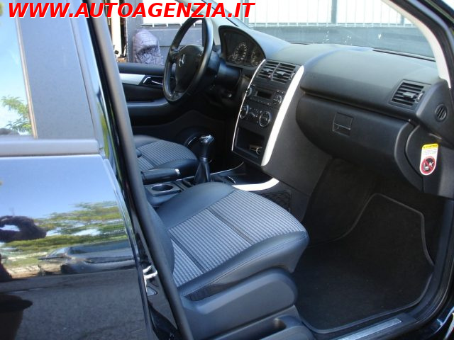 MERCEDES-BENZ A 180 usata 10