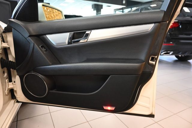 MERCEDES-BENZ C 200 usata 62