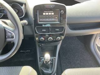 RENAULT Clio usata, con Specchietti laterali elettrici