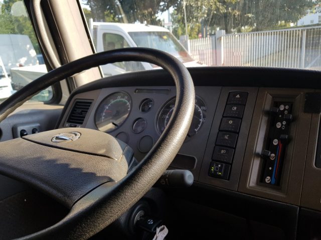 NISSAN Atleon usata 6