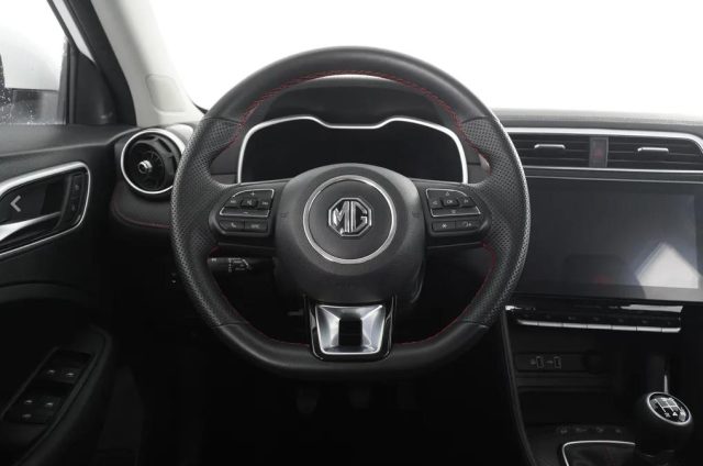 MG ZS usata 8