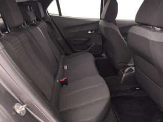 PEUGEOT 2008 usata, con Isofix