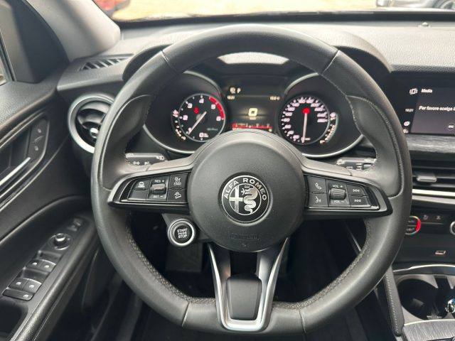 ALFA ROMEO Stelvio usata, con Cerchi in lega