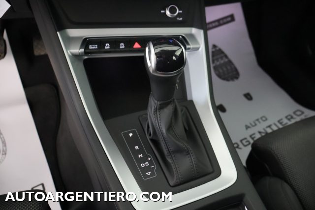 AUDI Q3 usata, con Park Distance Control