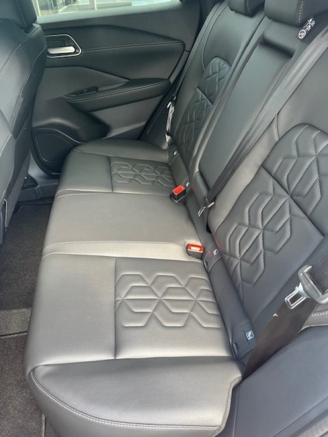 NISSAN Qashqai usata, con Boardcomputer