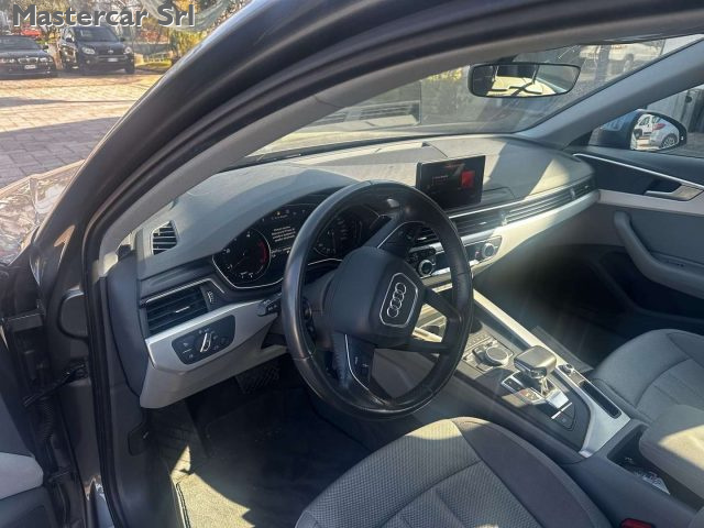 AUDI A4 usata, con Controllo automatico clima