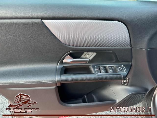MERCEDES-BENZ GLA 180 usata, con Climatizzatore
