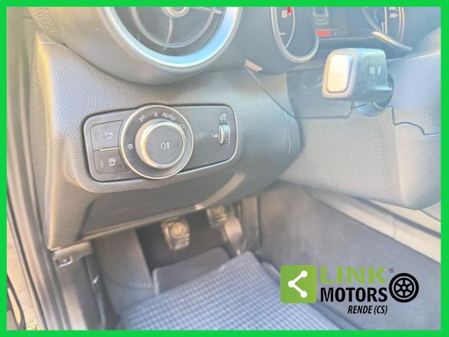 ALFA ROMEO Giulia usata, con USB