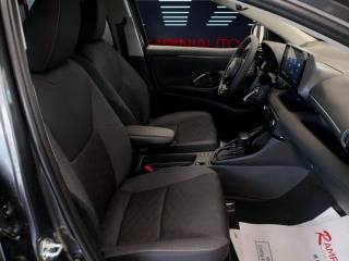 TOYOTA Yaris usata 14