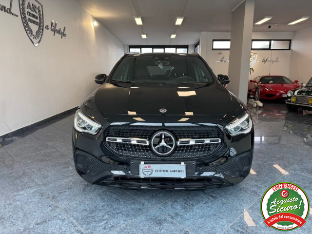 MERCEDES-BENZ GLA 200 usata, con Airbag