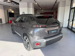 PEUGEOT 2008 usata, con Autoradio