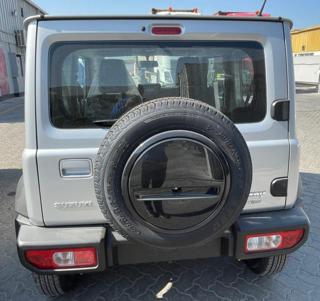 SUZUKI Jimny usata, con Cerchi in lega