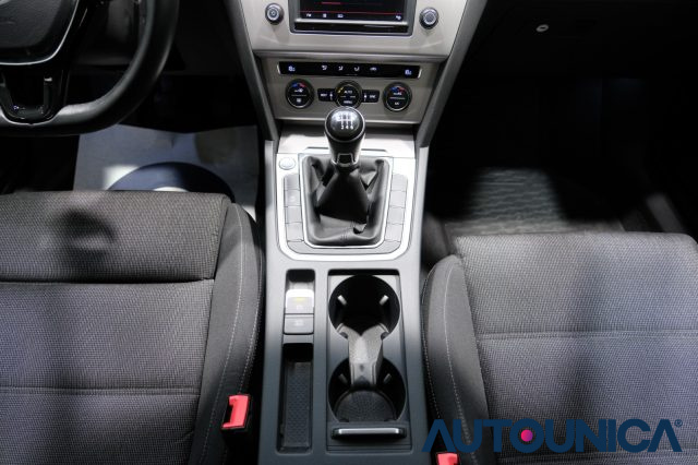 VOLKSWAGEN Passat Variant usata 44