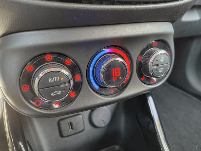 OPEL Adam usata, con Controllo automatico clima