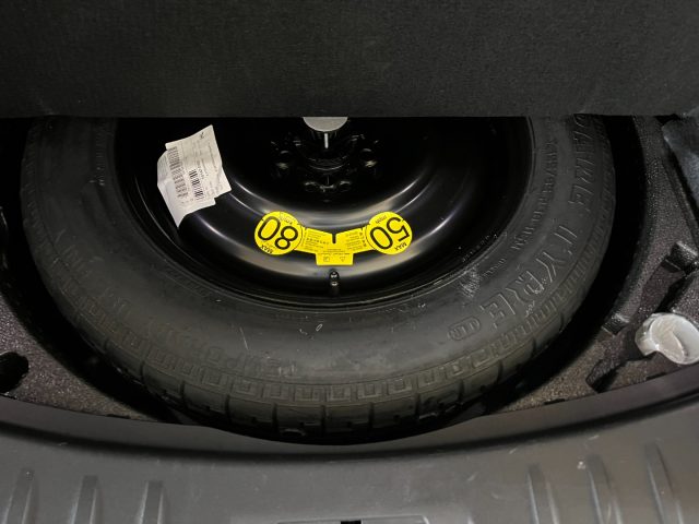 JAGUAR E-Pace usata, con Regolazione elettrica sedili