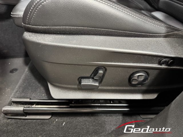 ALFA ROMEO Stelvio usata, con Controllo automatico clima