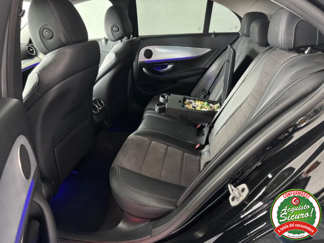 MERCEDES-BENZ E 200 usata, con USB