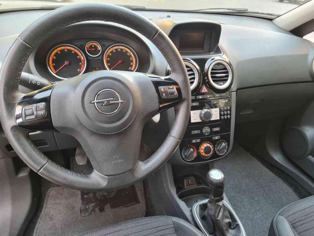 OPEL Corsa usata, con Chiusura centralizzata