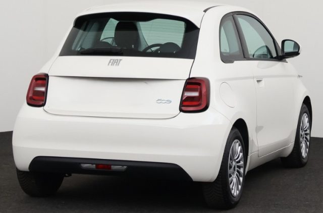 FIAT 500e usata, con Climatizzatore