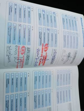 BMW 320 usata, con Bluetooth