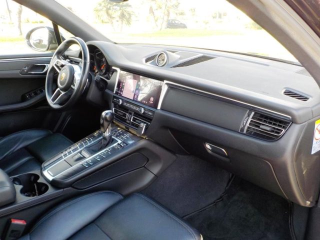 PORSCHE Macan usata, con Portellone posteriore elettrico