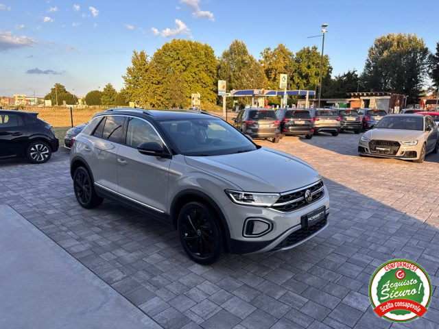 VOLKSWAGEN T-Roc usata, con Alzacristalli elettrici