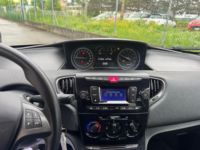 LANCIA Ypsilon usata, con ESP